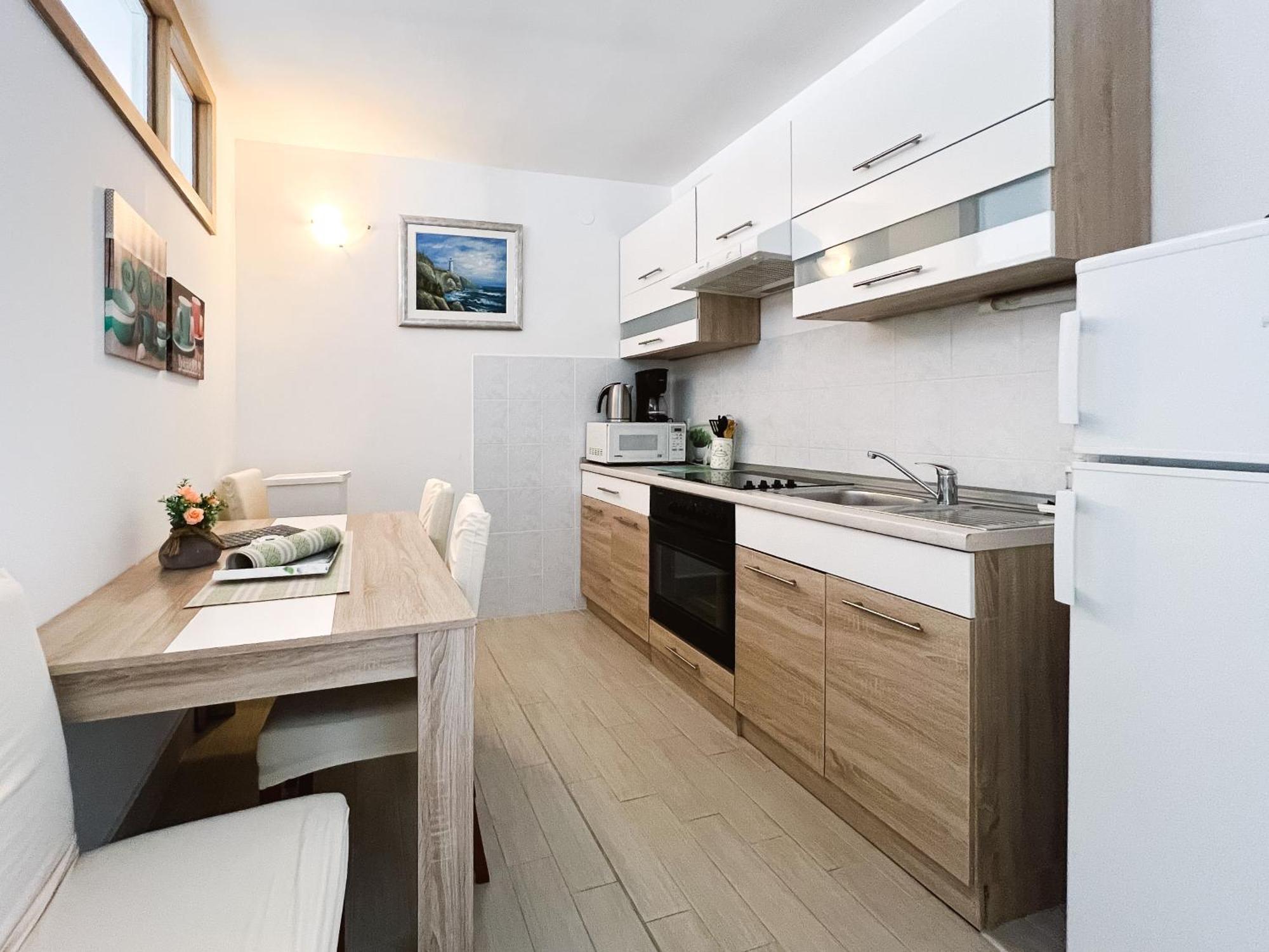 Modern Apartment In The Heart Of نجيفيش المظهر الخارجي الصورة
